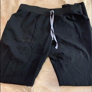 Black fig scrub pants